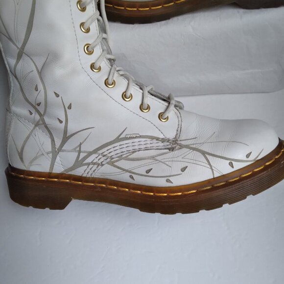 Vintage Dr Martens White Leather 'Deathmoth' Garden 14 Eyelet Zip Boot US Sz 9 - Picture 2 of 16